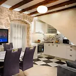 Casa de hóspedes And Nona Stella
