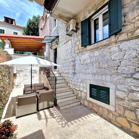 Casa de hóspedes And Nona Stella