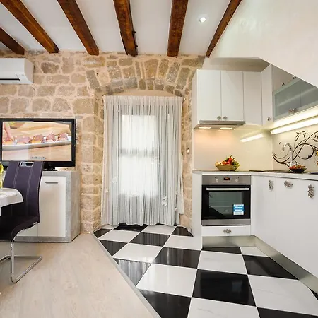 And Nona Stella 3* Сплит