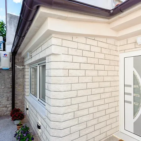 Гостевой дом And Nona Stella 3*