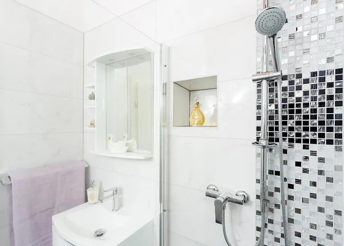 And Nona Stella 3* Split